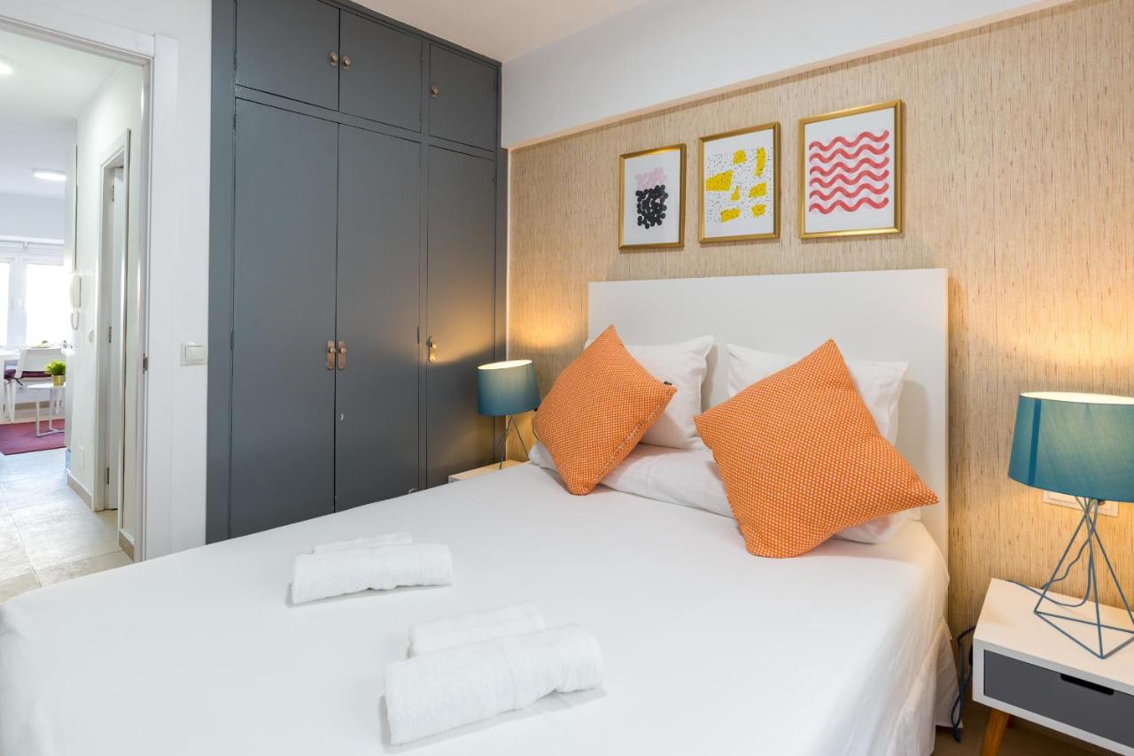 Apartamento Mp6-Cathedral Views Apt Right On The Beach Málaga Exterior foto